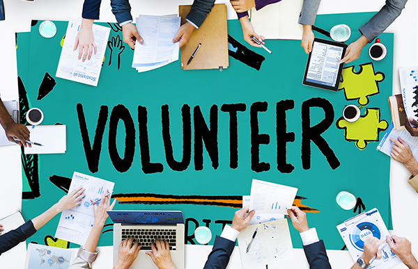 The Career Benefits of Volunteering During Your Job Search